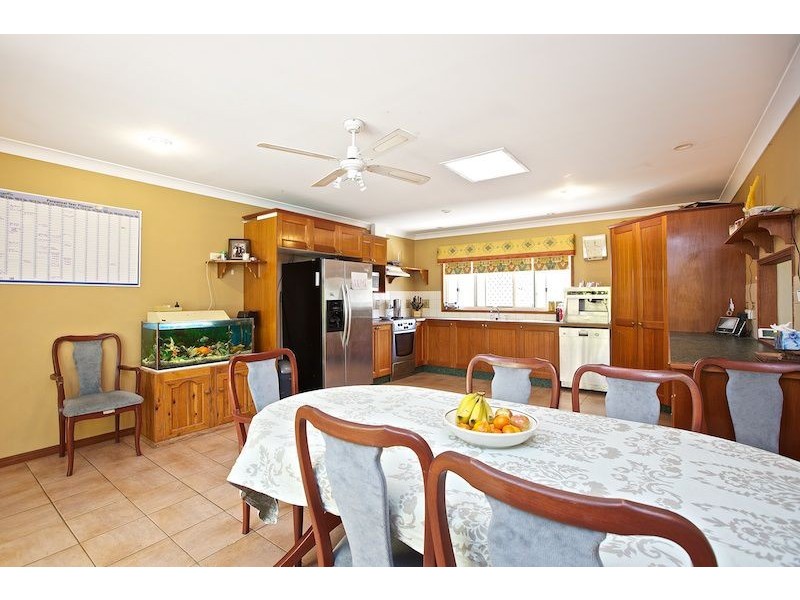 3 Goldcrest Court, Birkdale QLD 4159