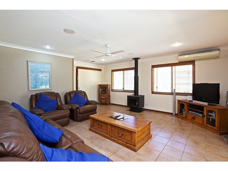 3 Goldcrest Court, Birkdale QLD 4159