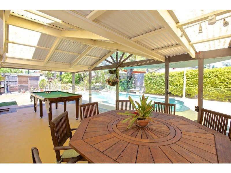 3 Goldcrest Court, Birkdale QLD 4159