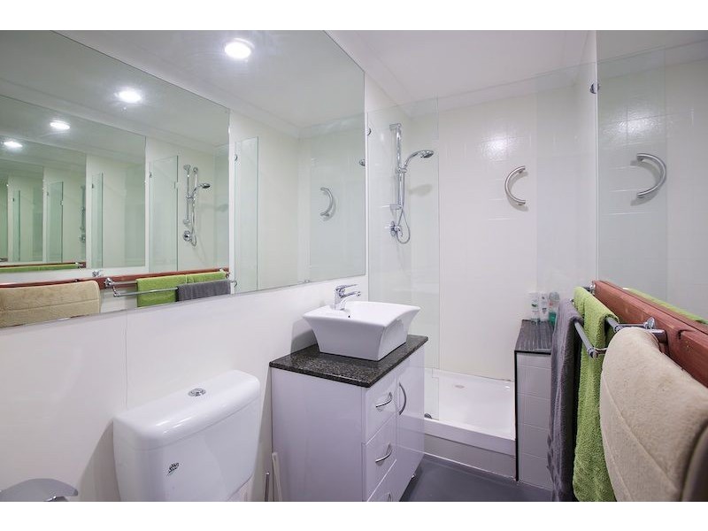 3 Goldcrest Court, Birkdale QLD 4159