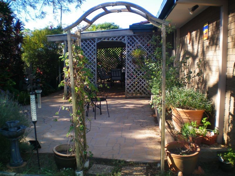 2 Aleon Crescent, Ormiston QLD 4160