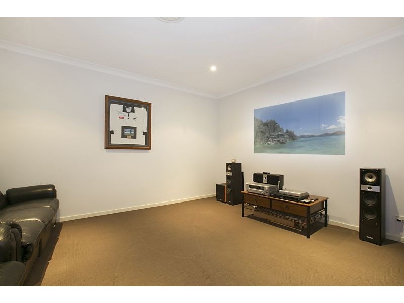 4 Casey Court, Wellington Point QLD 4160