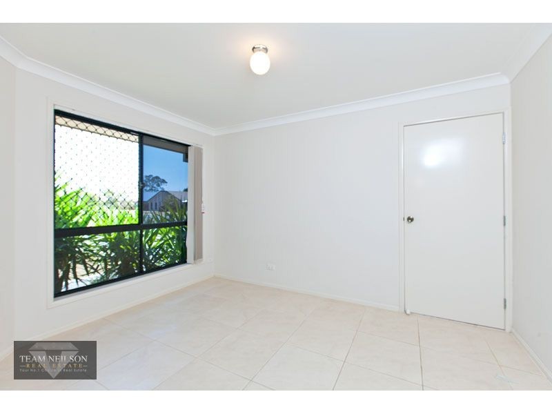 60 Ebony Crescent, Redland Bay QLD 4165
