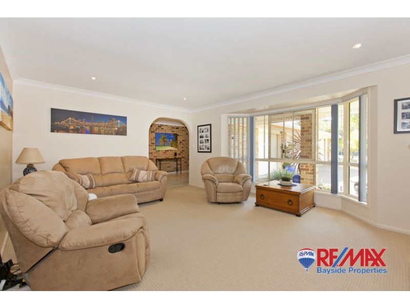 7 Swordfish Crt, Birkdale QLD 4159