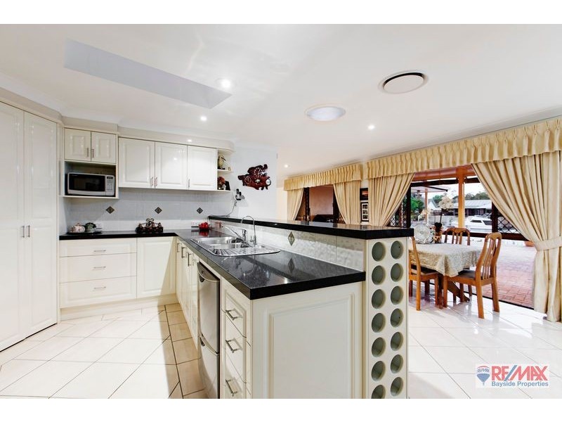 15 Compass Ct, Cleveland QLD 4163