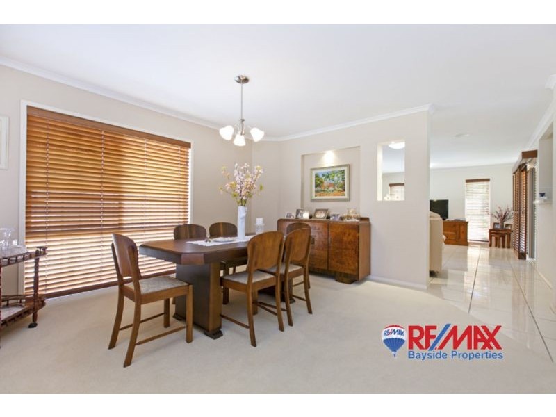 26 Waterville Dr, Thornlands QLD 4164