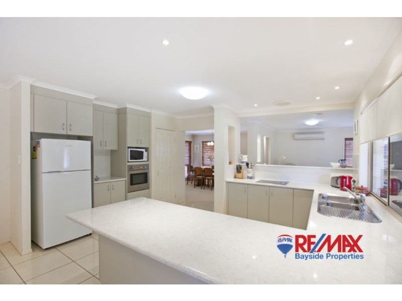 26 Waterville Dr, Thornlands QLD 4164