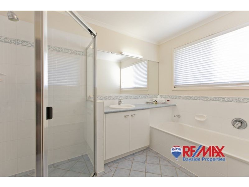 26 Waterville Dr, Thornlands QLD 4164