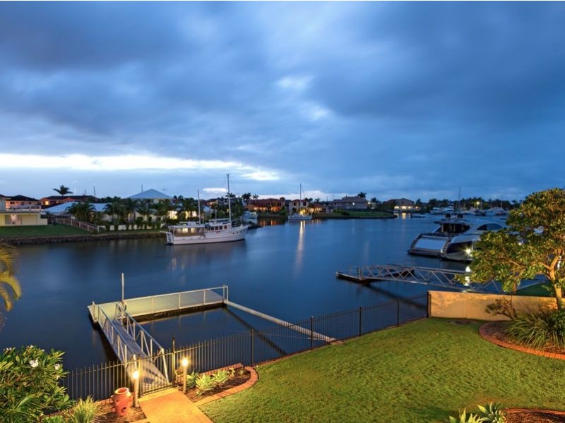 17 Voyagers Court, Raby Bay QLD 4163