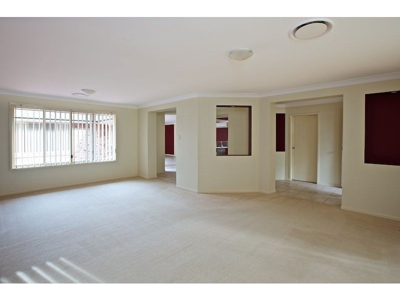 2 Hilliards Park Drive, Wellington Point QLD 4160