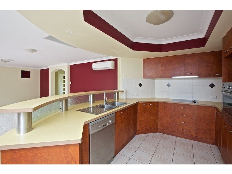 2 Hilliards Park Drive, Wellington Point QLD 4160