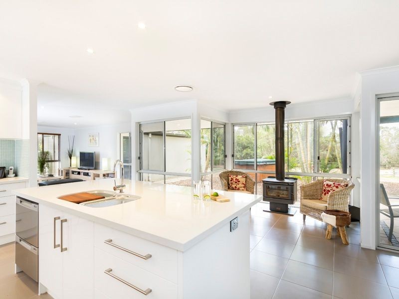 13 Korsman Dr, Thornlands QLD 4164