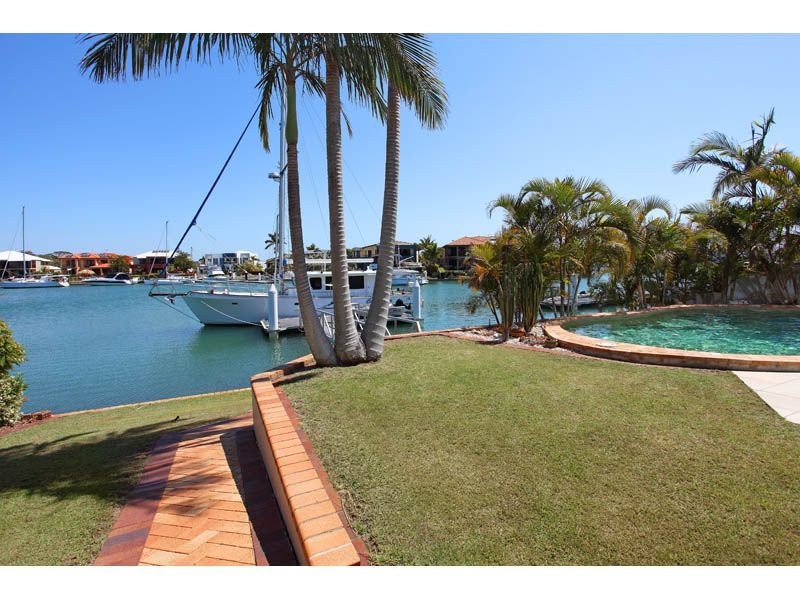 24 Paxton St, Raby Bay QLD 4163
