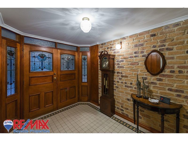 381 London Rd, Belmont QLD 4153