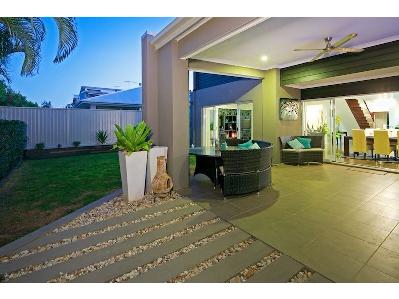 11 Joyce Court, Wellington Point QLD 4160