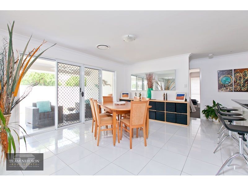 18 Pandanus Street, Birkdale QLD 4159