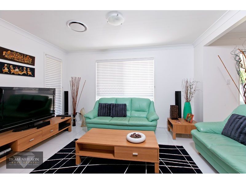 18 Pandanus Street, Birkdale QLD 4159