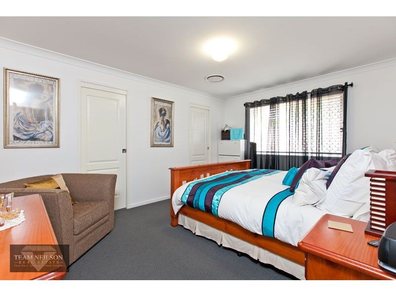 18 Pandanus Street, Birkdale QLD 4159