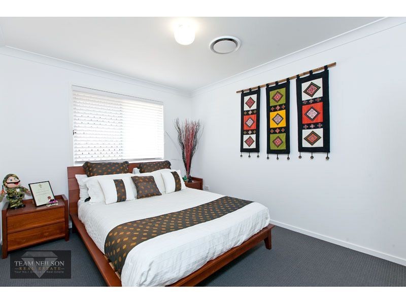 18 Pandanus Street, Birkdale QLD 4159