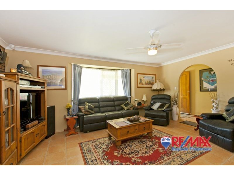 17 Macfarlan Street, Birkdale QLD 4159