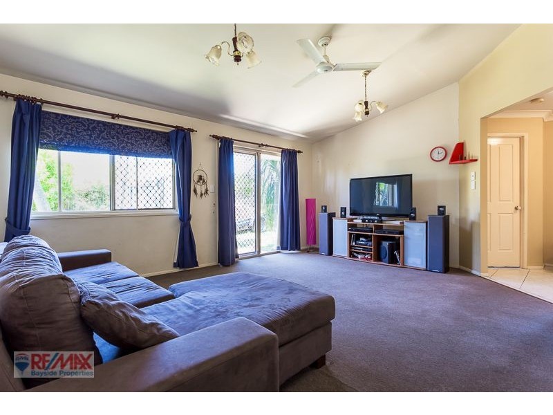 56 Pinelands Cct, Redland Bay QLD 4165