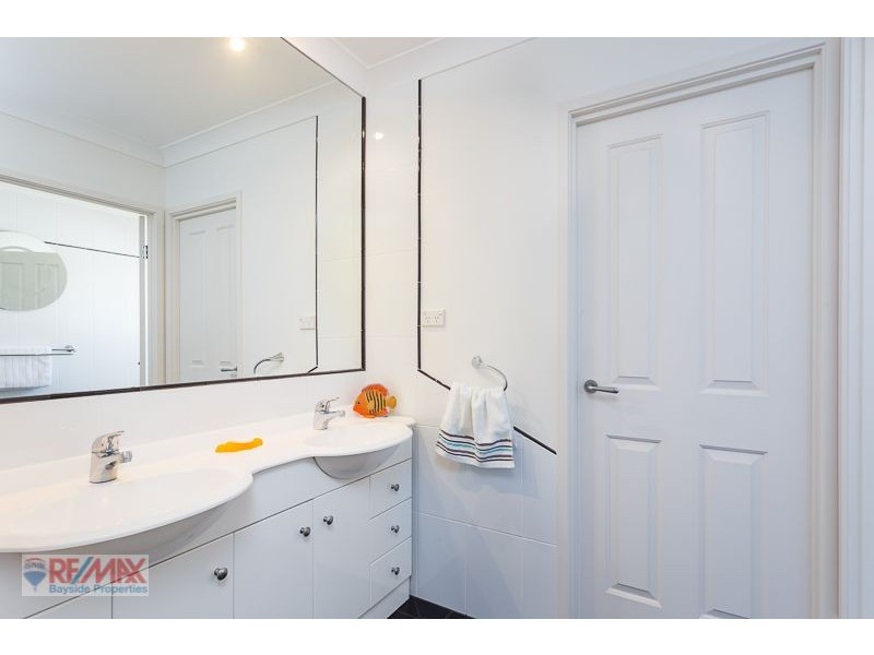 25 Saul Street, Thorneside QLD 4158