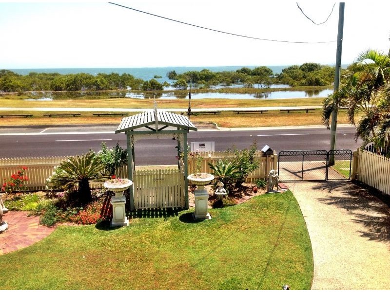 290 Queens Esplanade, Thorneside QLD 4158
