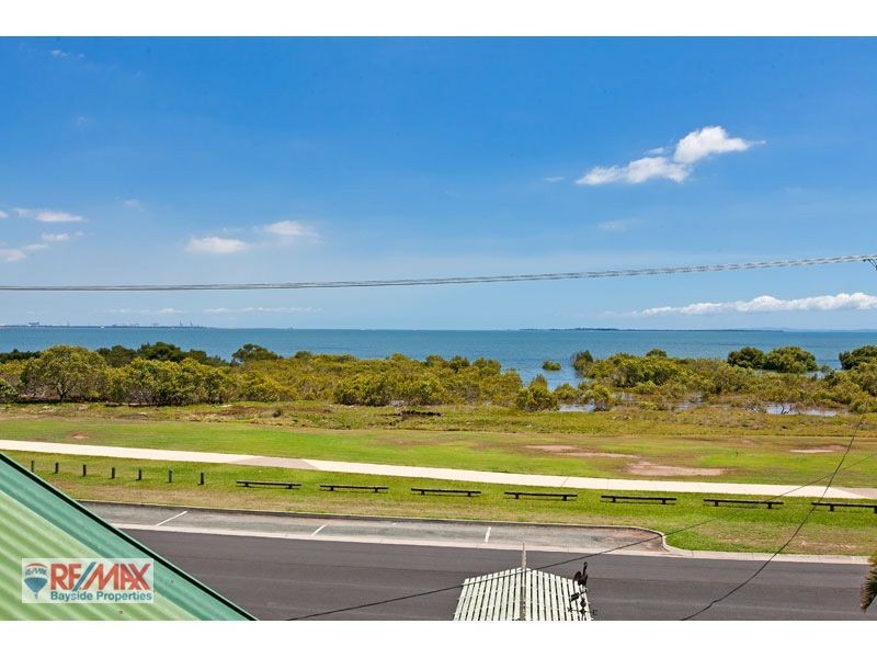 290 Queens Esplanade, Thorneside QLD 4158