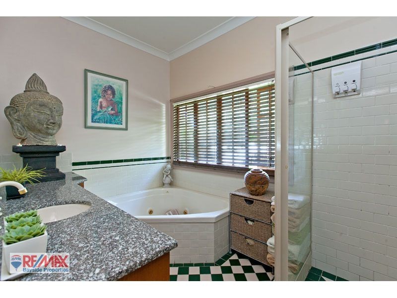 290 Queens Esplanade, Thorneside QLD 4158