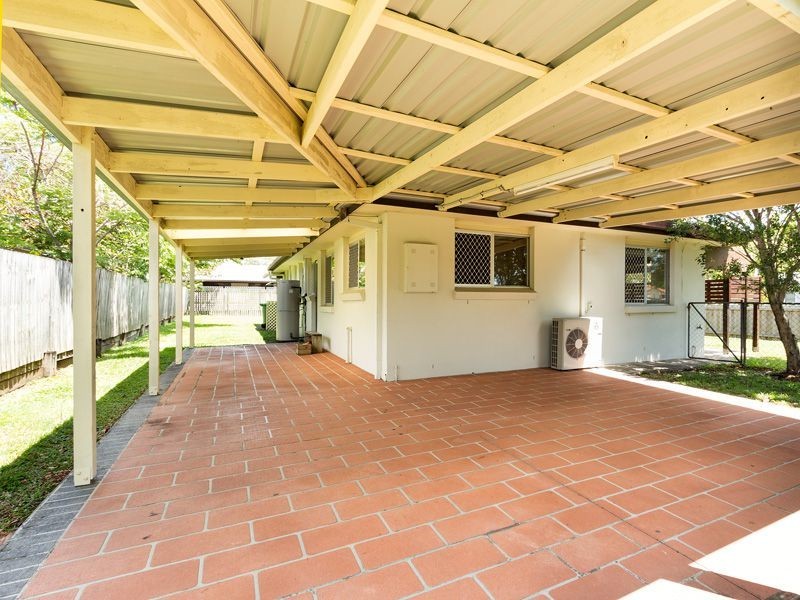 2 Sheena St, Wellington Point QLD 4160