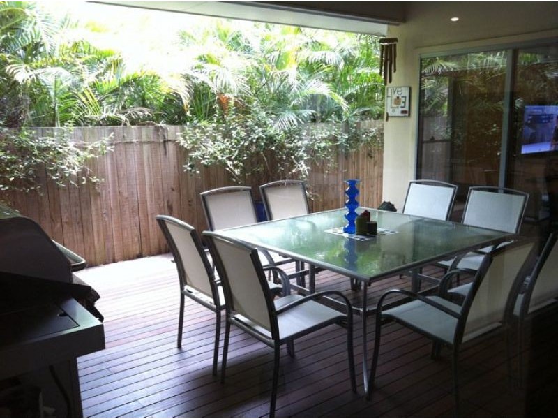 36 Thomas Street, Birkdale QLD 4159