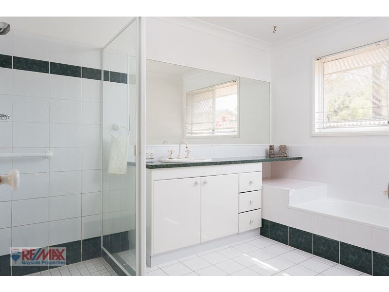 7 Galley Way, Birkdale QLD 4159