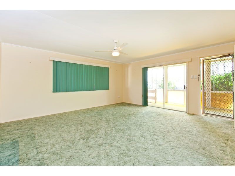 11 Boronia Street, Redland Bay QLD 4165