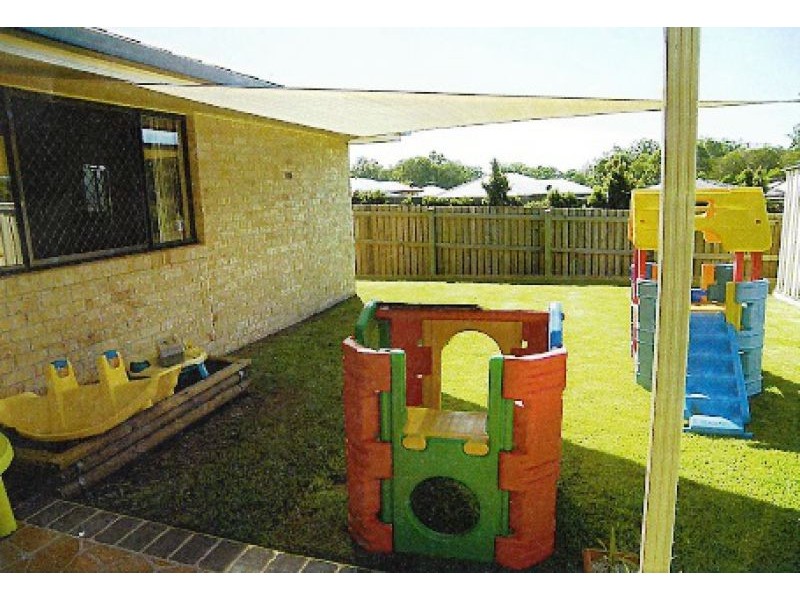 6 SCAMPI PLACE, Redland Bay QLD 4165