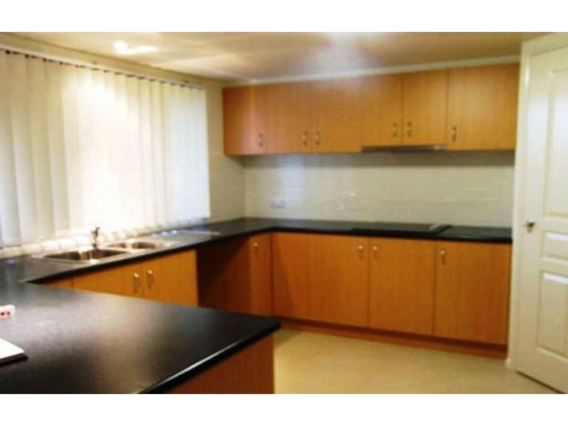 6 SCAMPI PLACE, Redland Bay QLD 4165