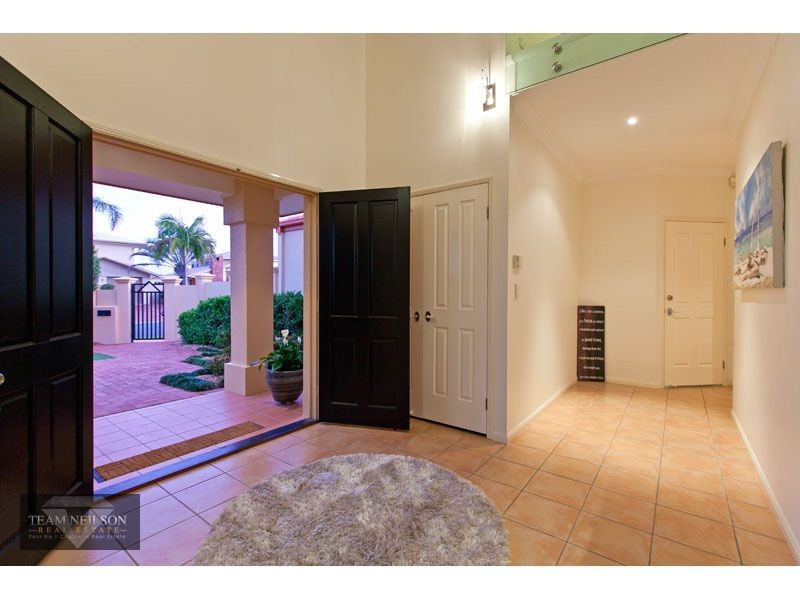 17 Voyagers Court, Raby Bay QLD 4163