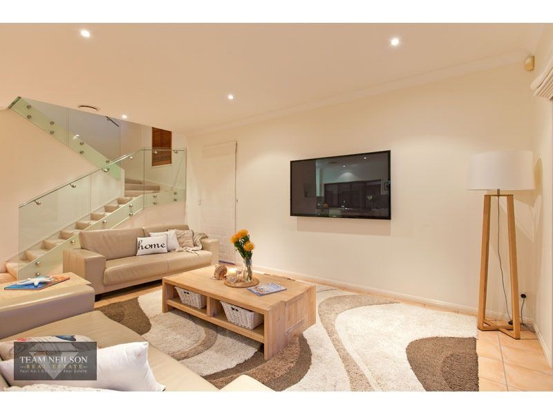 17 Voyagers Court, Raby Bay QLD 4163