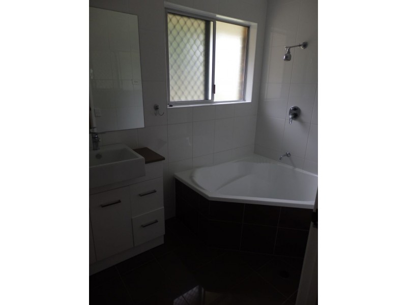 4 Weymouth Street, Alexandra Hills QLD 4161