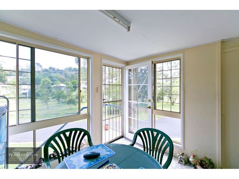 96 Thynne Avenue, Norman Park QLD 4170