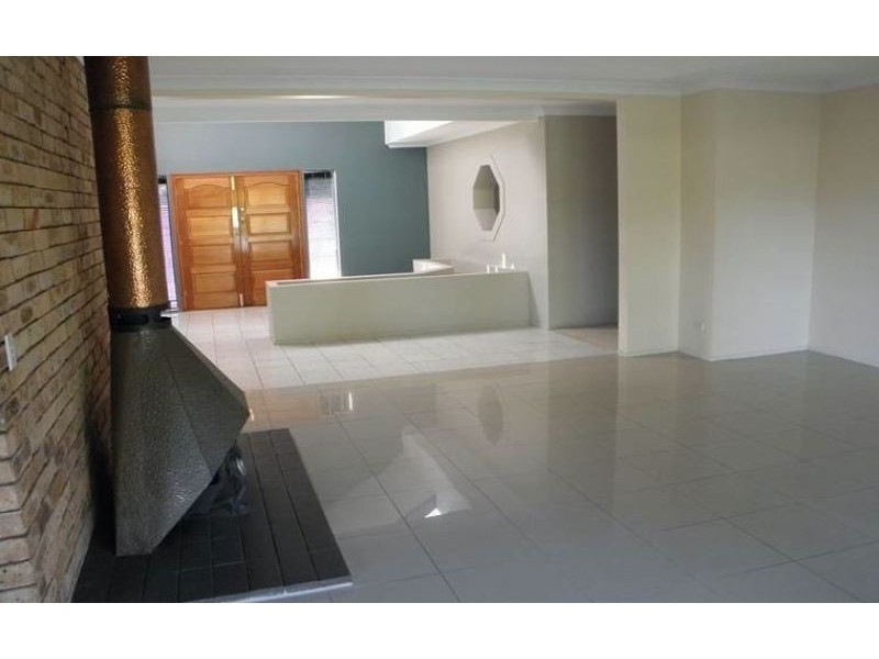 120 Mt Cotton Road, Capalaba QLD 4157