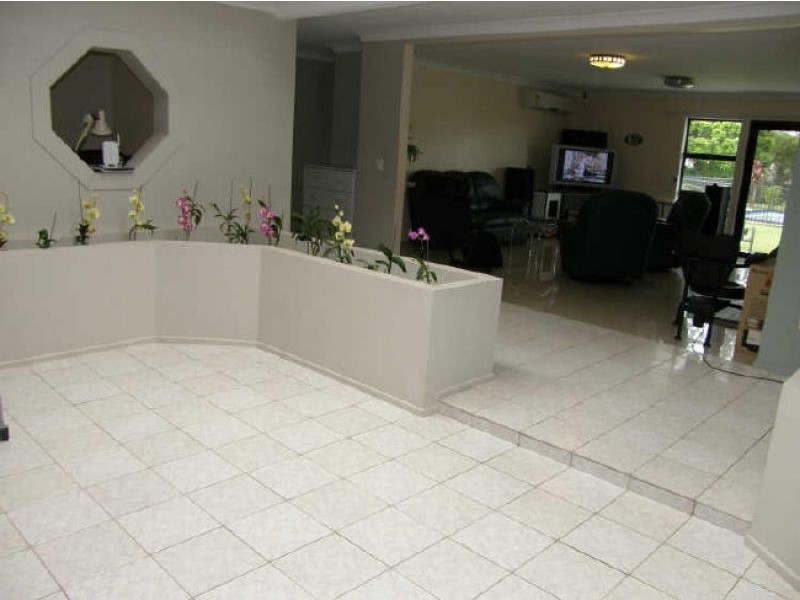 120 Mt Cotton Road, Capalaba QLD 4157