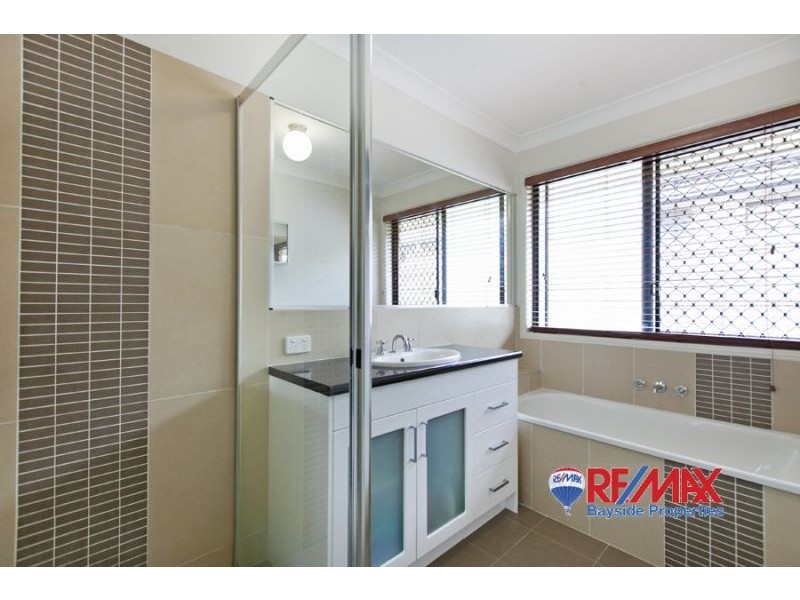 10 Creekside West, Victoria Point QLD 4165