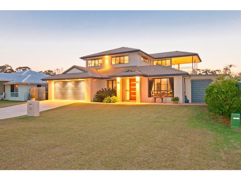 14 Gloria Pde, Redland Bay QLD 4165