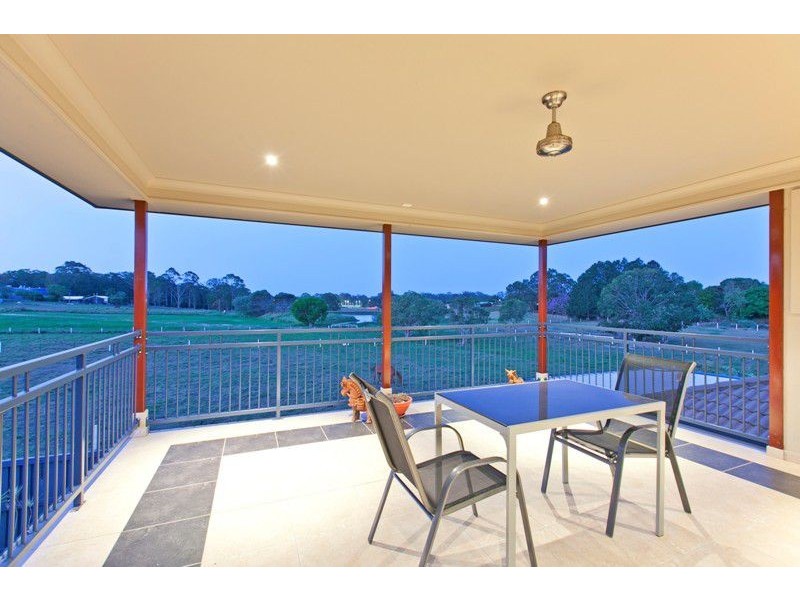 14 Gloria Pde, Redland Bay QLD 4165