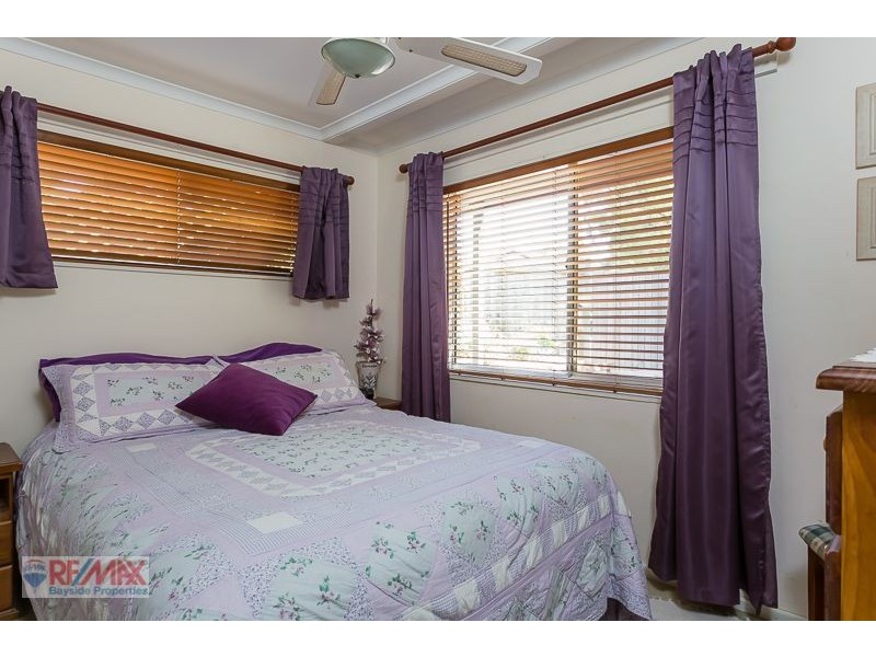 2 Oakland Avenue, Redland Bay QLD 4165