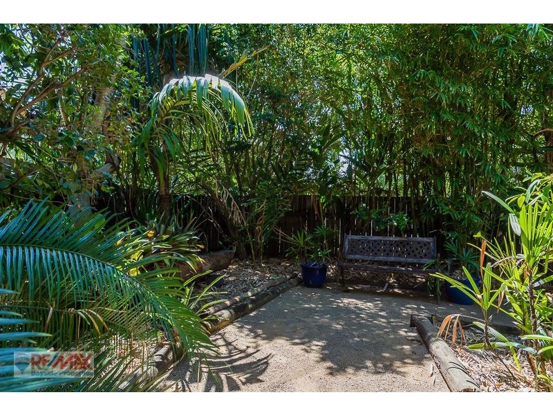 2 Oakland Avenue, Redland Bay QLD 4165