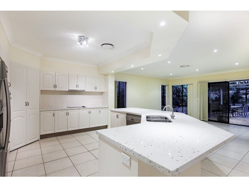 6 Ghostgum Close, Thornlands QLD 4164