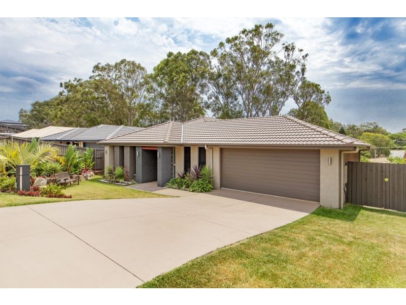 28 Pentecost Place, Redland Bay QLD 4165