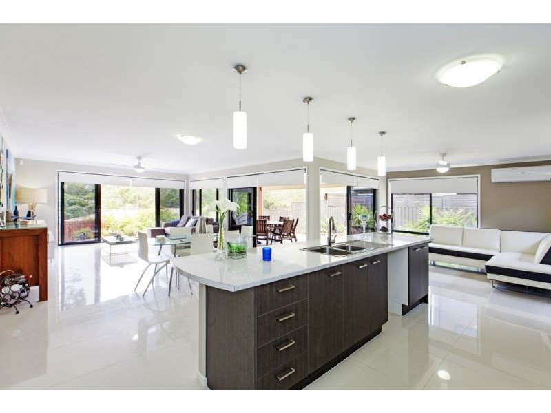 28 Pentecost Place, Redland Bay QLD 4165