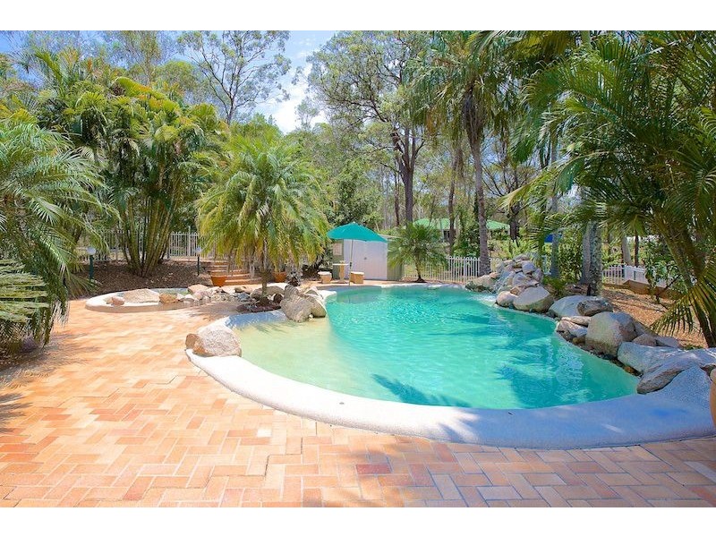 15 Greenfield Road, Capalaba QLD 4157
